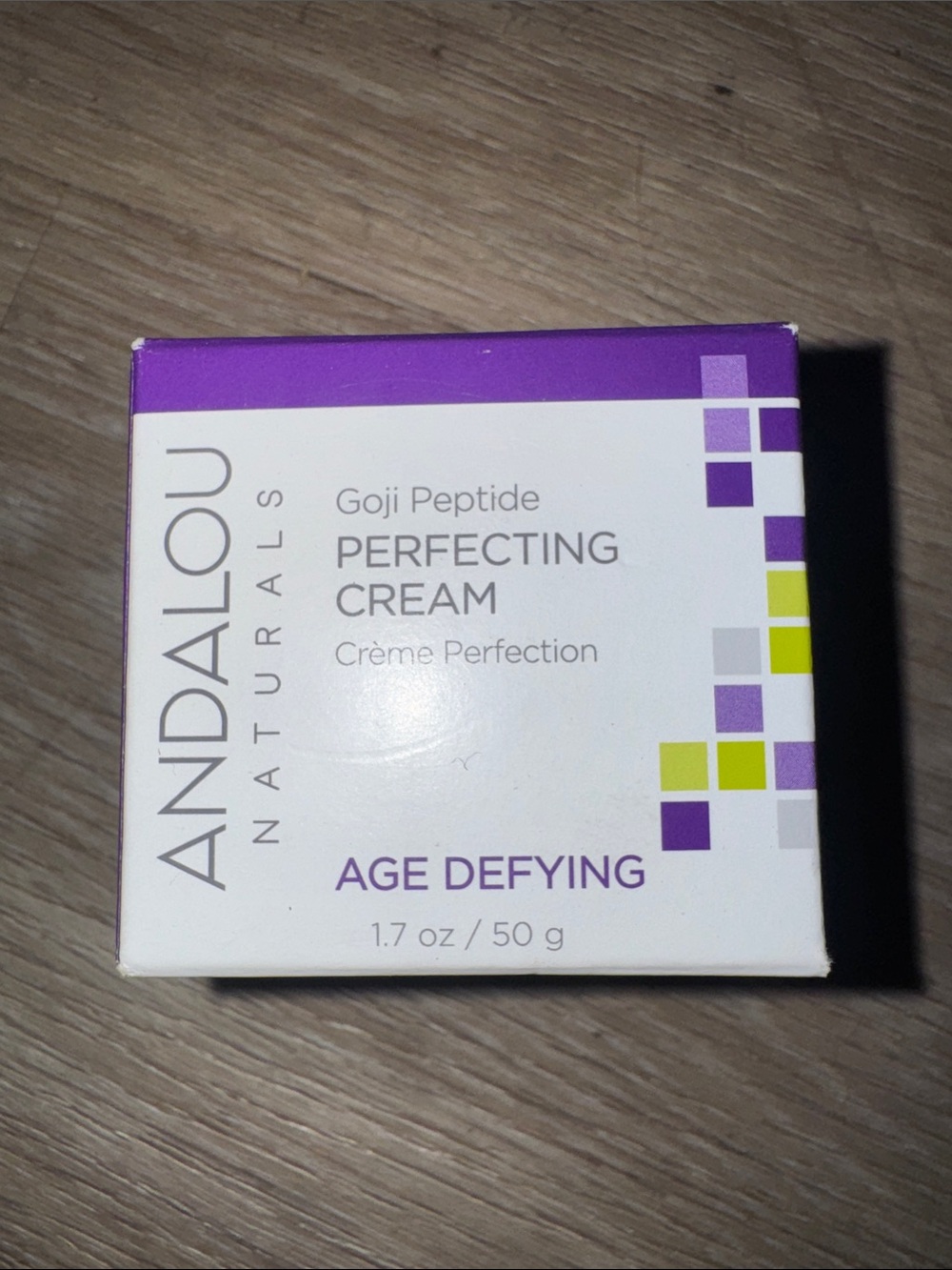 Goji Peptide Perfecting Cream - Age Defying (Purple/White)